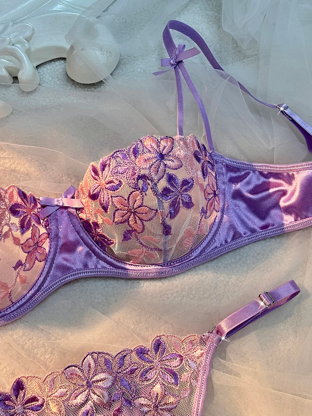 Noir Bloom Bra & Brief Set — Embroidered Lace Lingerie