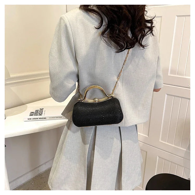 Luxury Vintage Chain Shoulder Bag — Elegant Satchel