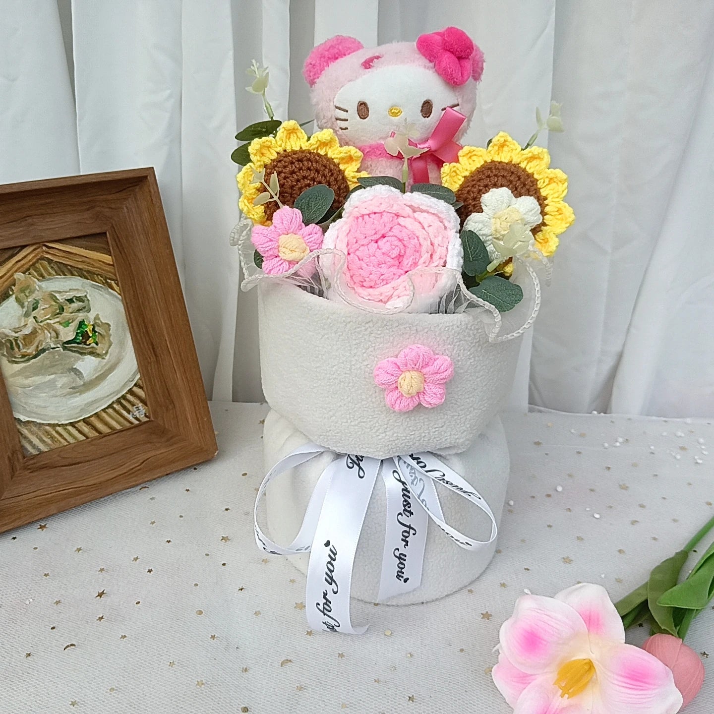Hello Kitty Plush Rose Bouquet — Kawaii Gift Collection