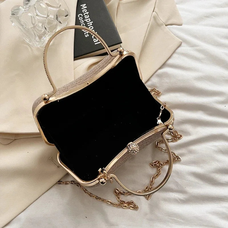 Luxury Vintage Chain Shoulder Bag — Elegant Satchel
